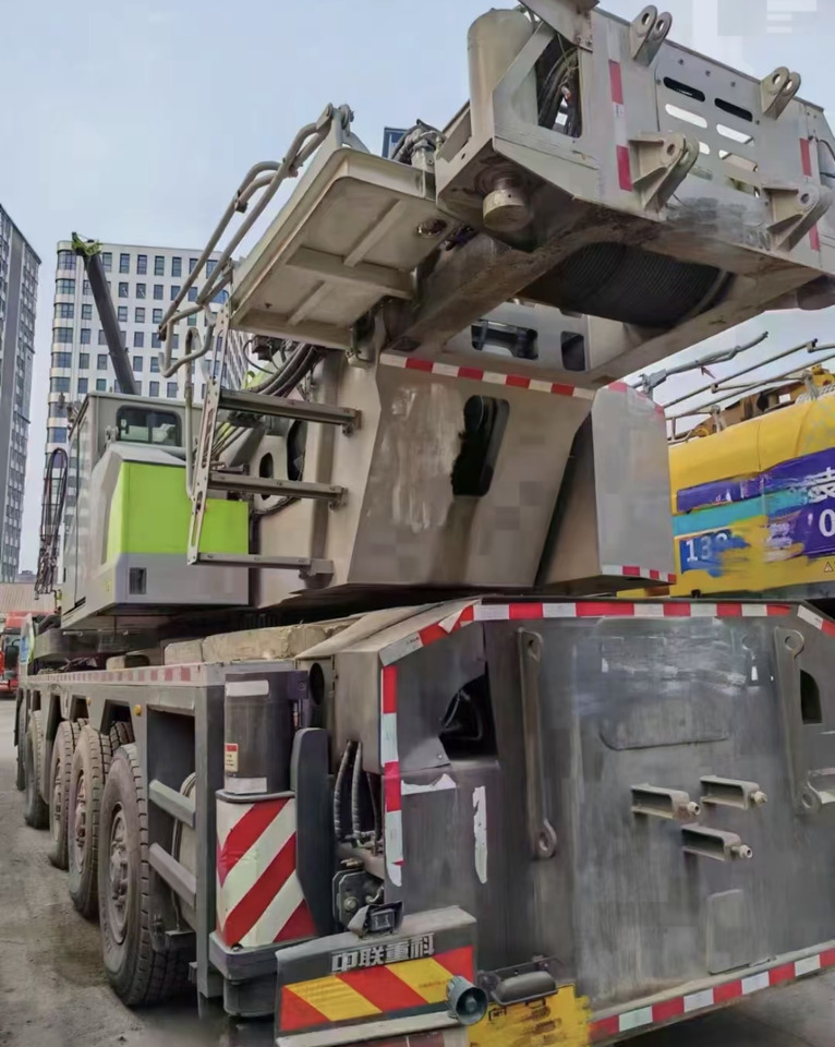 ZOOMLION ZOOMLION ZOOMLION  - Grue mobile: photos 2 ZOOMLION ZOOMLION ZOOMLION  - Grue mobile: photos 2