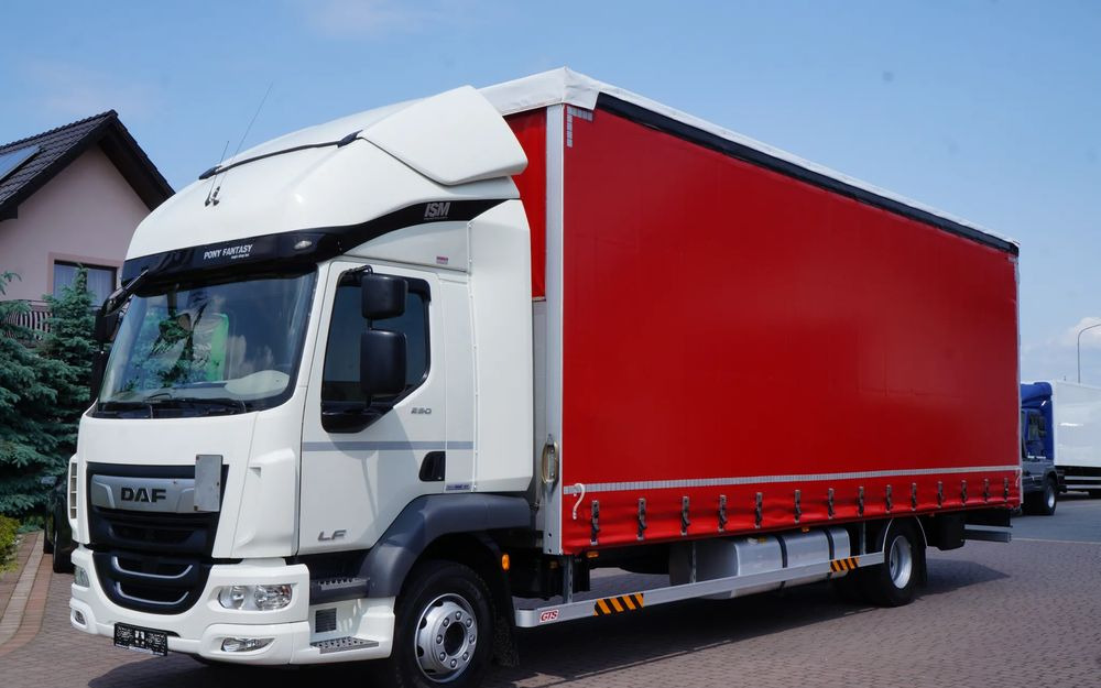 DAF LF 290 EURO 6 FIRANKA DŁ. 8.6m 21 PALET ŁAD 8.250 KG - Camion à rideaux coulissants: photos 2 DAF LF 290 EURO 6 FIRANKA DŁ. 8.6m 21 PALET ŁAD 8.250 KG - Camion à rideaux coulissants: photos 2