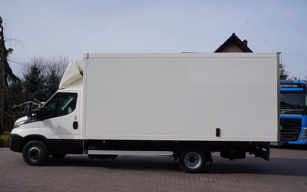 Iveco DAILY 70c17 CHŁODNIA 5 m Thermo king V-500 MAX Wzorowy Stan - Camion frigorifique: photos 3 Iveco DAILY 70c17 CHŁODNIA 5 m Thermo king V-500 MAX Wzorowy Stan - Camion frigorifique: photos 3