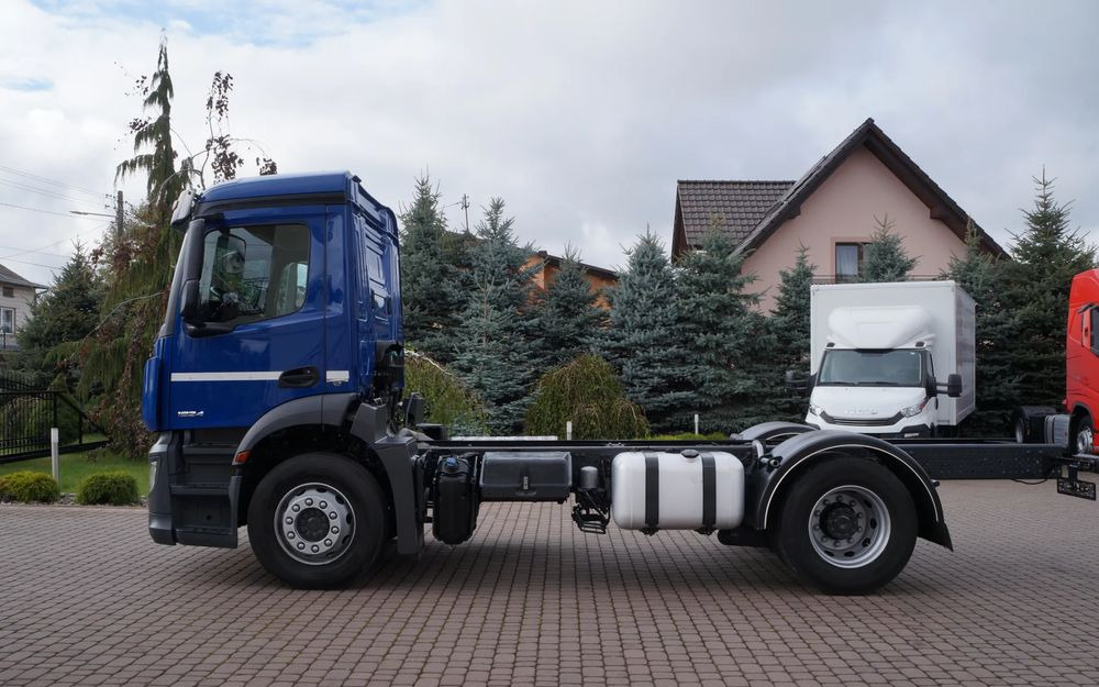 Mercedes-Benz ANTOS 1824 ACTROS EURO 6 RAMA DO ZABUDOWY ROZSTAW OSI 3.80M ANTOS 1830 1827 - Châssis cabine: photos 4 Mercedes-Benz ANTOS 1824 ACTROS EURO 6 RAMA DO ZABUDOWY ROZSTAW OSI 3.80M ANTOS 1830 1827 - Châssis cabine: photos 4