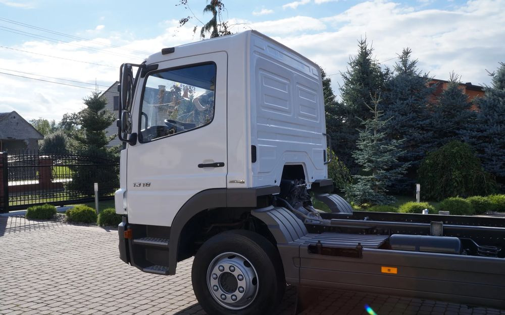 Mercedes-Benz ATEGO 1318 EURO 5 RAMA DO ZABUDOWY MANUAL 1322 - Châssis cabine: photos 4 Mercedes-Benz ATEGO 1318 EURO 5 RAMA DO ZABUDOWY MANUAL 1322 - Châssis cabine: photos 4