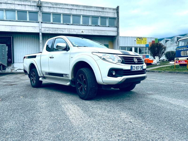 FIAT Véhicule utilitaire Pickup FULLBACK 4X4 - Pick-up: photos 1 FIAT Véhicule utilitaire Pickup FULLBACK 4X4 - Pick-up: photos 1