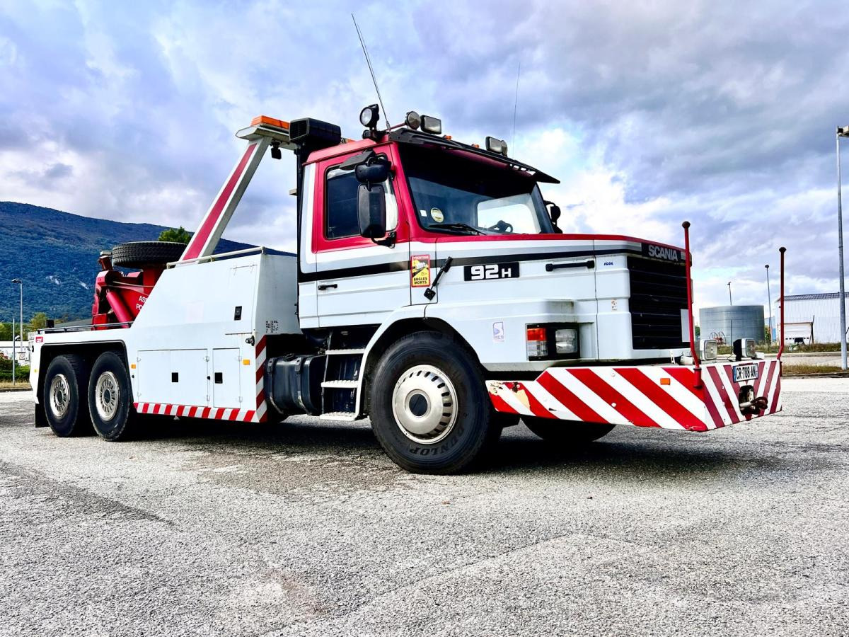 SCANIA 92H TORPEDO DEPANNEUSE PL - Remorqueuse: photos 2 SCANIA 92H TORPEDO DEPANNEUSE PL - Remorqueuse: photos 2