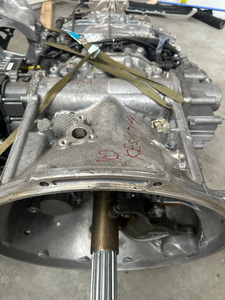 MERCEDES-BENZ G230-12 - Boîte de vitesse pour Camion: photos 1 MERCEDES-BENZ G230-12 - Boîte de vitesse pour Camion: photos 1