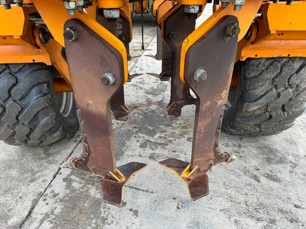 Brock Sub V 600 Subsoiler - Bineuse: photos 3 Brock Sub V 600 Subsoiler - Bineuse: photos 3