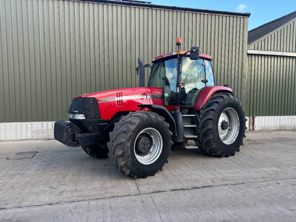 Case IH MX 285 - Tracteur agricole: photos 1 Case IH MX 285 - Tracteur agricole: photos 1