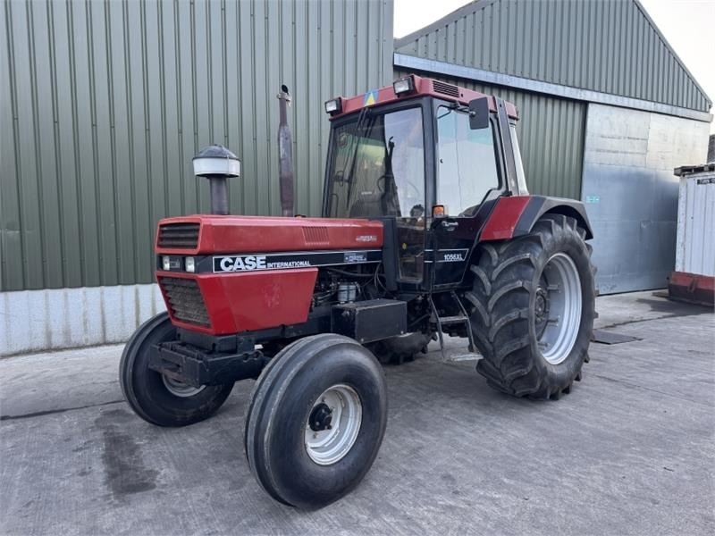 Case International 1056XL 2WD - Tracteur agricole: photos 3 Case International 1056XL 2WD - Tracteur agricole: photos 3