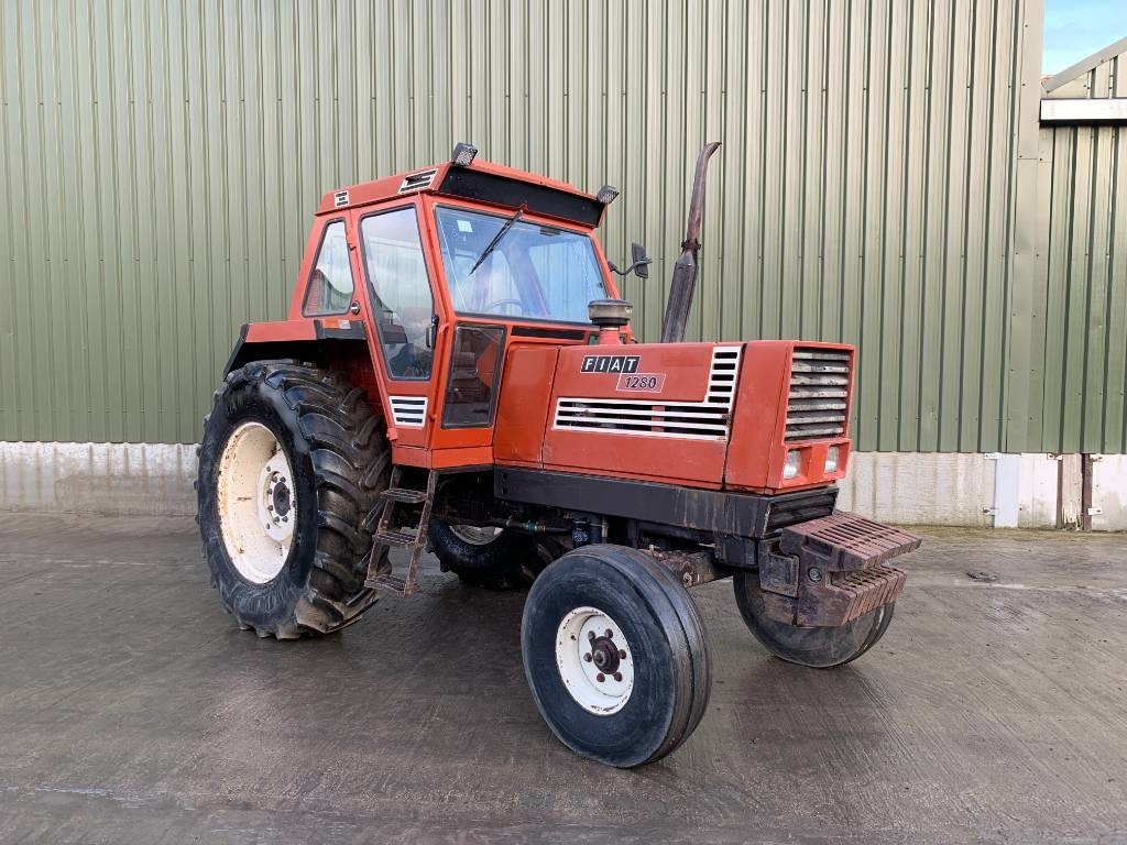 Fiat 1280 Turbo 2WD Tractor - Tracteur agricole: photos 2 Fiat 1280 Turbo 2WD Tractor - Tracteur agricole: photos 2