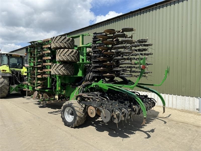 Great Plains Centurion 600 Seed Drill  - Combiné de semis: photos 3 Great Plains Centurion 600 Seed Drill  - Combiné de semis: photos 3