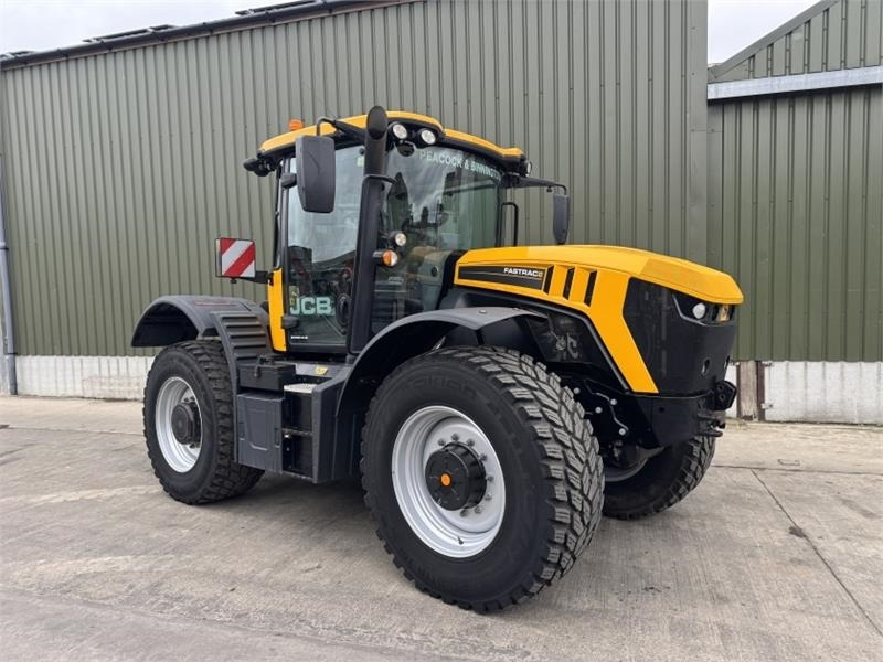 JCB Fastrac 4220 **8000 Hour Warranty** - Tracteur agricole: photos 1 JCB Fastrac 4220 **8000 Hour Warranty** - Tracteur agricole: photos 1