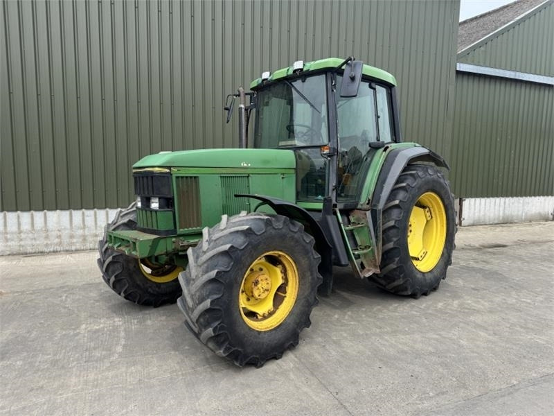 John Deere 6800 - Tracteur agricole: photos 1 John Deere 6800 - Tracteur agricole: photos 1