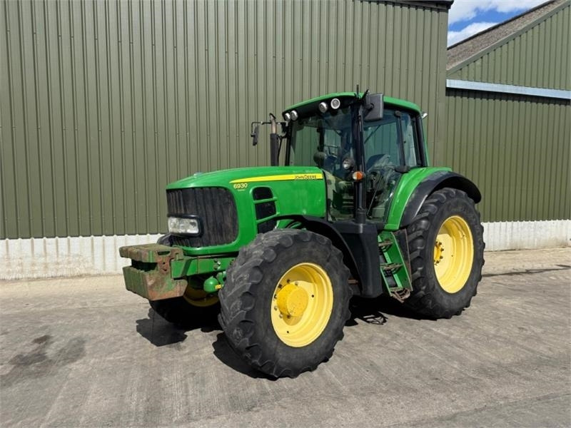 John Deere John Deere 6930 Premium - Tracteur agricole: photos 1 John Deere John Deere 6930 Premium - Tracteur agricole: photos 1