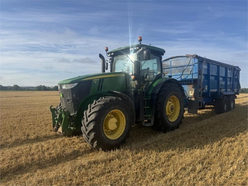 John Deere John Deere 7230R - Tracteur agricole: photos 4 John Deere John Deere 7230R - Tracteur agricole: photos 4