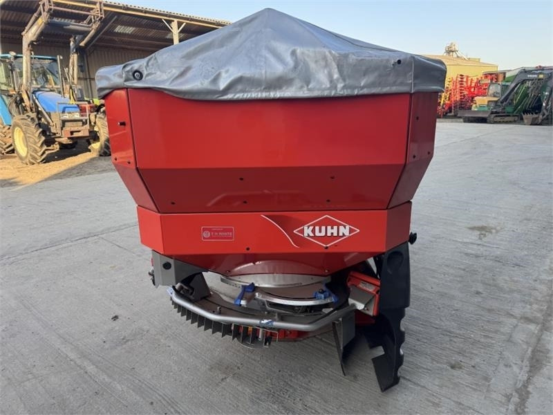 Kuhn Axis 30.1 Fert Spreader - Distributeur d'engrais: photos 4 Kuhn Axis 30.1 Fert Spreader - Distributeur d'engrais: photos 4