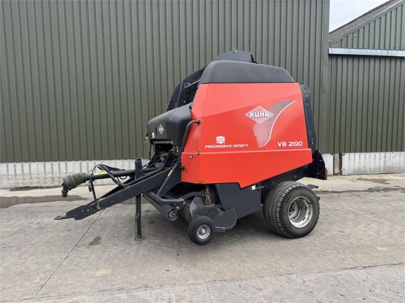 Kuhn VB2190 Progresive Density - Presse à balles rondes: photos 1 Kuhn VB2190 Progresive Density - Presse à balles rondes: photos 1