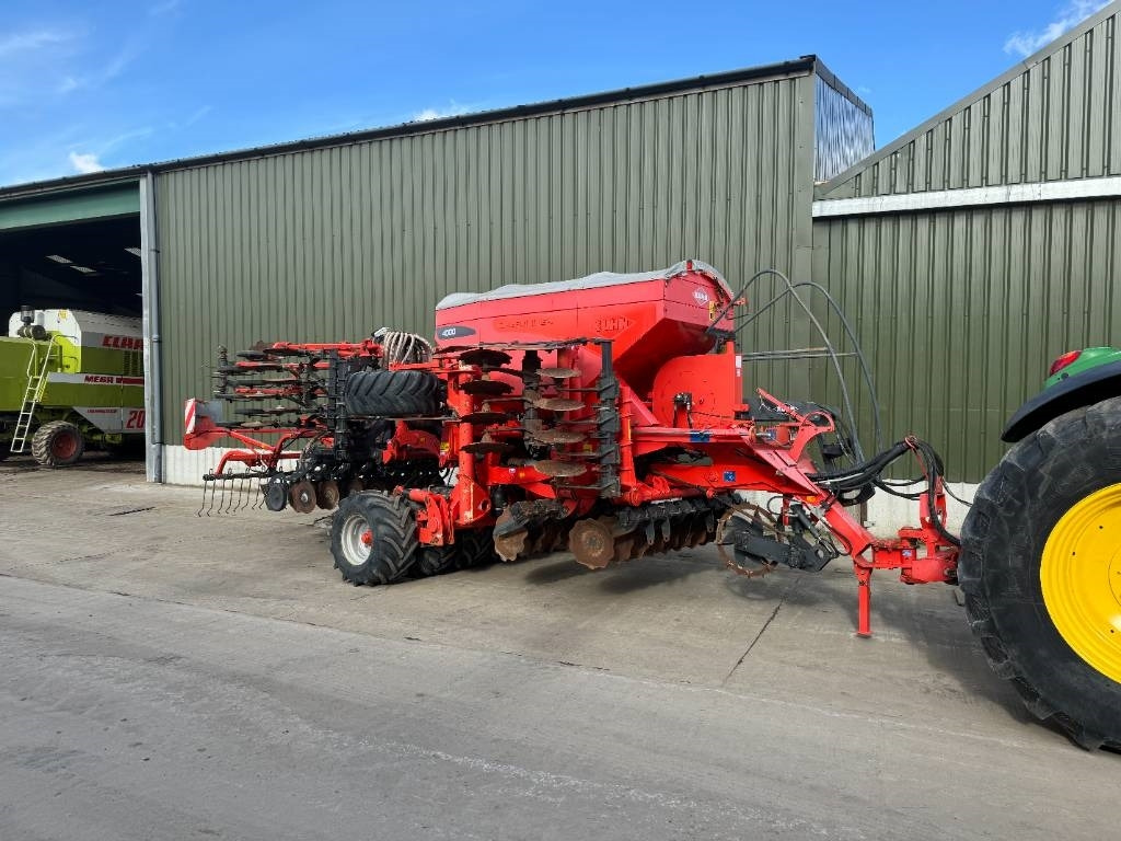 Kuhn speedliner 4000 Disc Drill - Semoir: photos 1 Kuhn speedliner 4000 Disc Drill - Semoir: photos 1