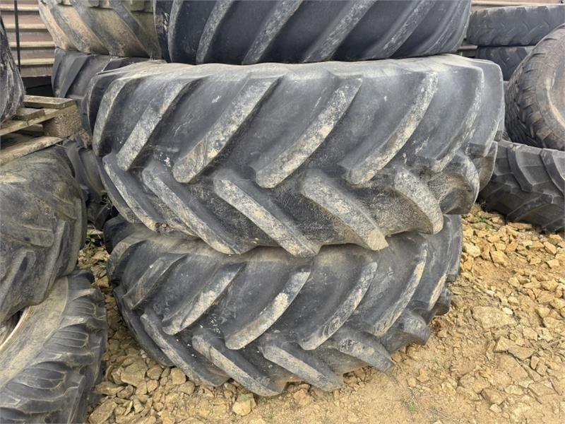 John Deere 8000R 600 and 710 Wheels and Tyre's - Machine agricole: photos 2 John Deere 8000R 600 and 710 Wheels and Tyre's - Machine agricole: photos 2