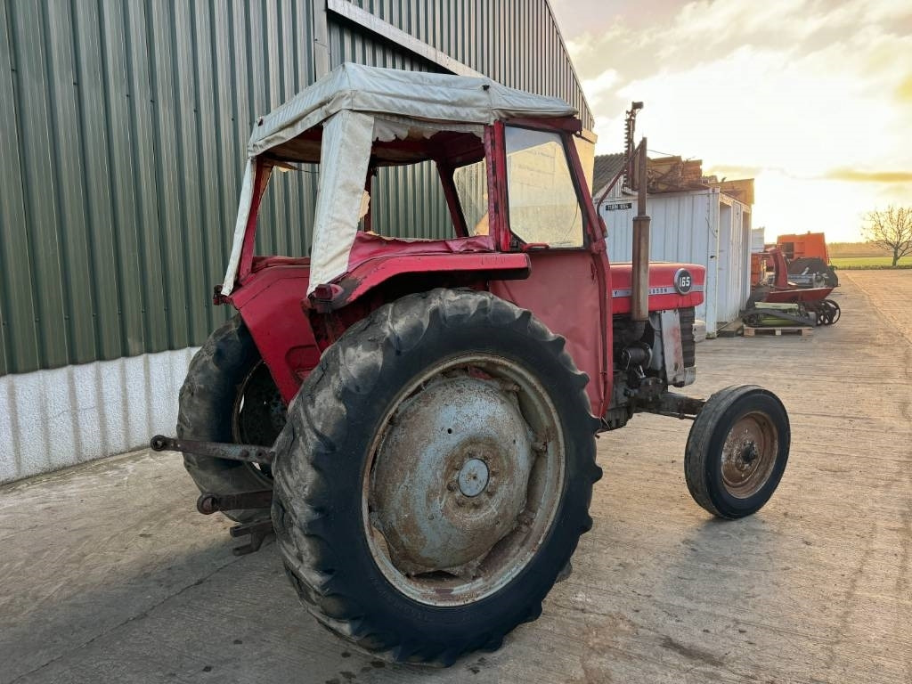 Massey Ferguson 165 - Tracteur agricole: photos 4 Massey Ferguson 165 - Tracteur agricole: photos 4