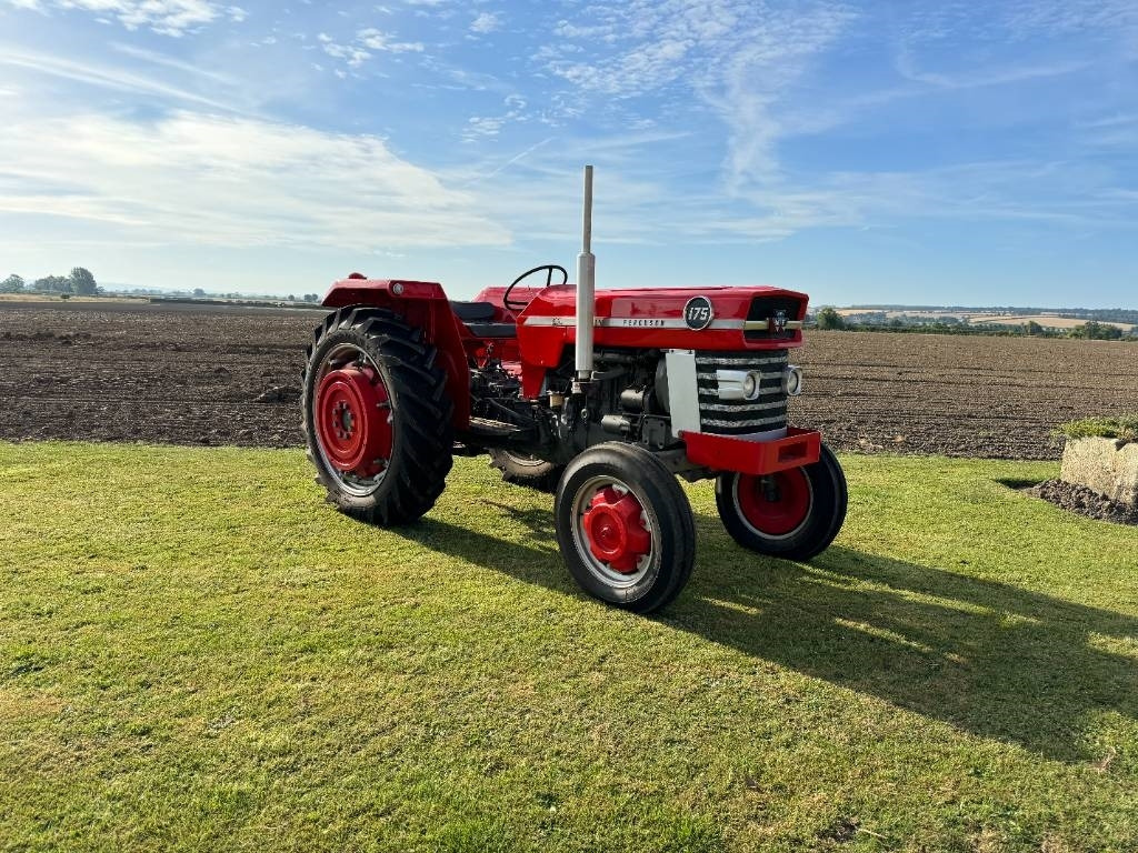 Massey Ferguson 175 - Tracteur agricole: photos 1 Massey Ferguson 175 - Tracteur agricole: photos 1
