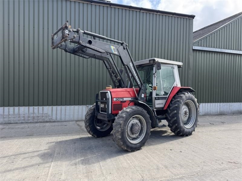 Massey Ferguson Massey Ferguson 3075 Dynashift *Low Hours* - Tracteur agricole: photos 1 Massey Ferguson Massey Ferguson 3075 Dynashift *Low Hours* - Tracteur agricole: photos 1