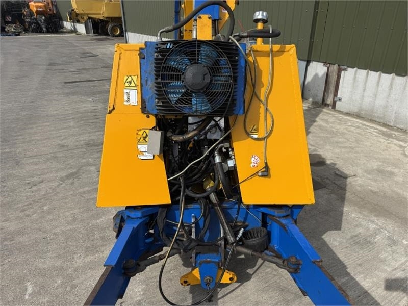 Bomford Turner B81-81T Hedge Cutter - Matériel forestier: photos 5 Bomford Turner B81-81T Hedge Cutter - Matériel forestier: photos 5