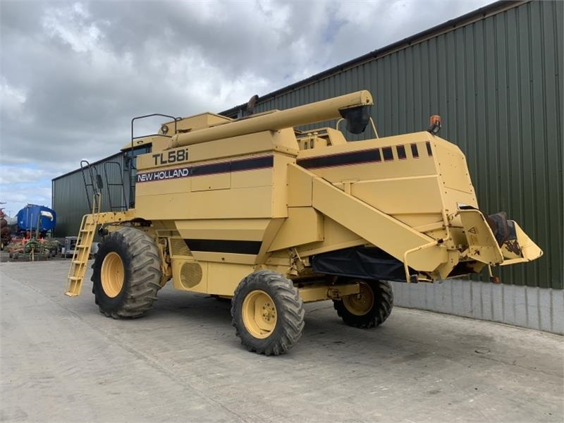 New Holland/Laverda New Holland TL58i / Laverda Hi - Accessoire de matériels de récolte: photos 4 New Holland/Laverda New Holland TL58i / Laverda Hi - Accessoire de matériels de récolte: photos 4