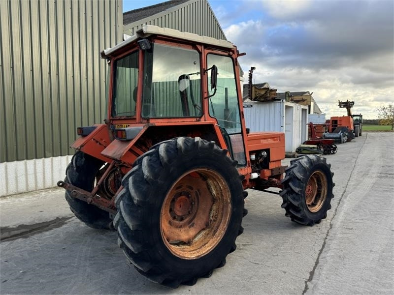 Renault 781-4 4WD Tractor - Tracteur agricole: photos 4 Renault 781-4 4WD Tractor - Tracteur agricole: photos 4