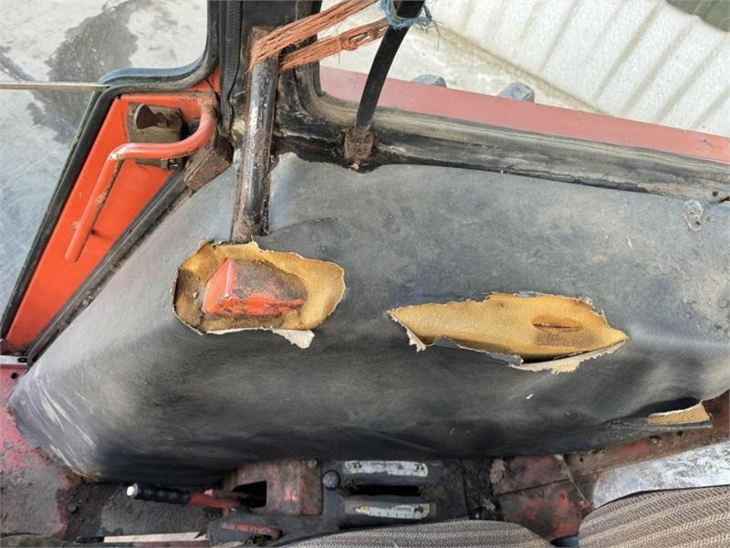 Tracteur agricole Renault 781-4 4WD Tractor: photos 14 Tracteur agricole Renault 781-4 4WD Tractor: photos 14