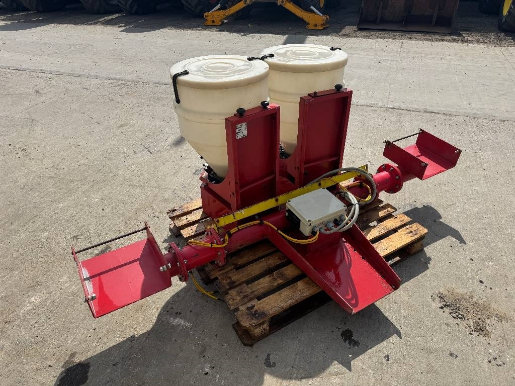 Stocks AG Fan Jet 36 Twin Slug Pelleters - Distributeur d'engrais: photos 5 Stocks AG Fan Jet 36 Twin Slug Pelleters - Distributeur d'engrais: photos 5