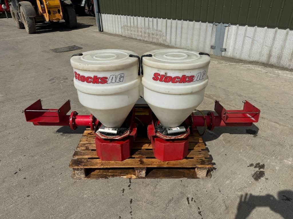 Stocks AG Fan Jet 36 Twin Slug Pelleters - Distributeur d'engrais: photos 2 Stocks AG Fan Jet 36 Twin Slug Pelleters - Distributeur d'engrais: photos 2