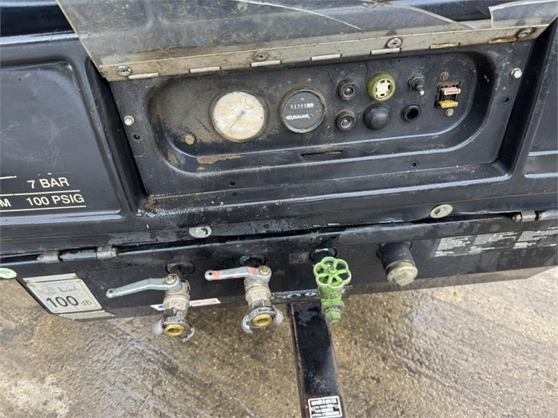 Sullair 130 CFM Compressor - Compresseur d'air: photos 5 Sullair 130 CFM Compressor - Compresseur d'air: photos 5