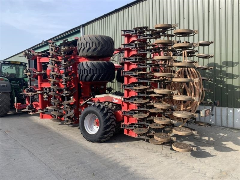 Sumo 6m Versa Plus Seed Drill - Combiné de semis: photos 4 Sumo 6m Versa Plus Seed Drill - Combiné de semis: photos 4