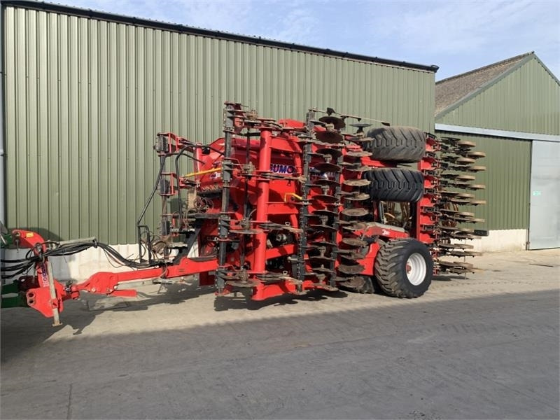 Sumo 6m Versa Plus Seed Drill - Combiné de semis: photos 3 Sumo 6m Versa Plus Seed Drill - Combiné de semis: photos 3