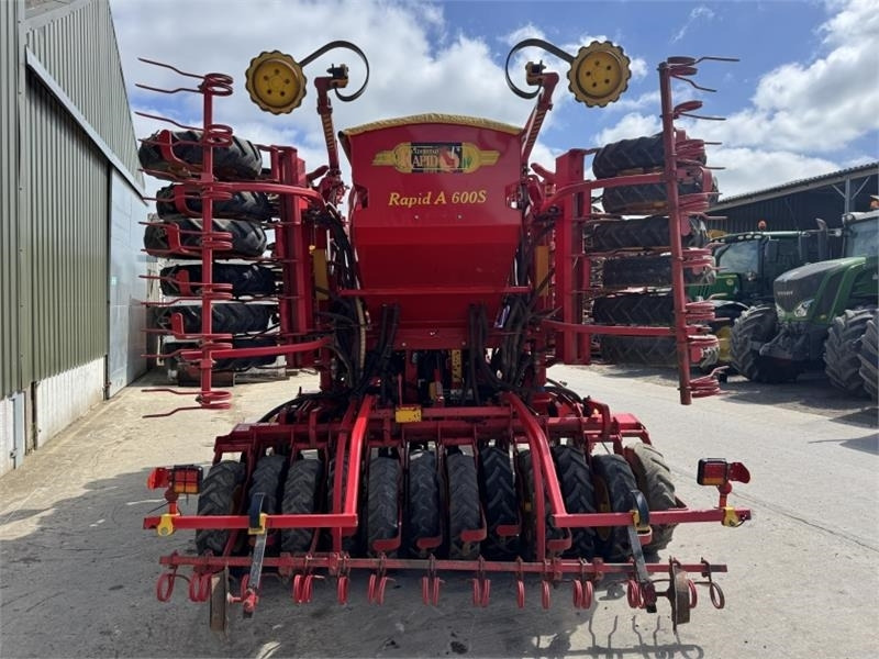Vaderstad Rapid A600s **3 Row** - Combiné de semis: photos 3 Vaderstad Rapid A600s **3 Row** - Combiné de semis: photos 3