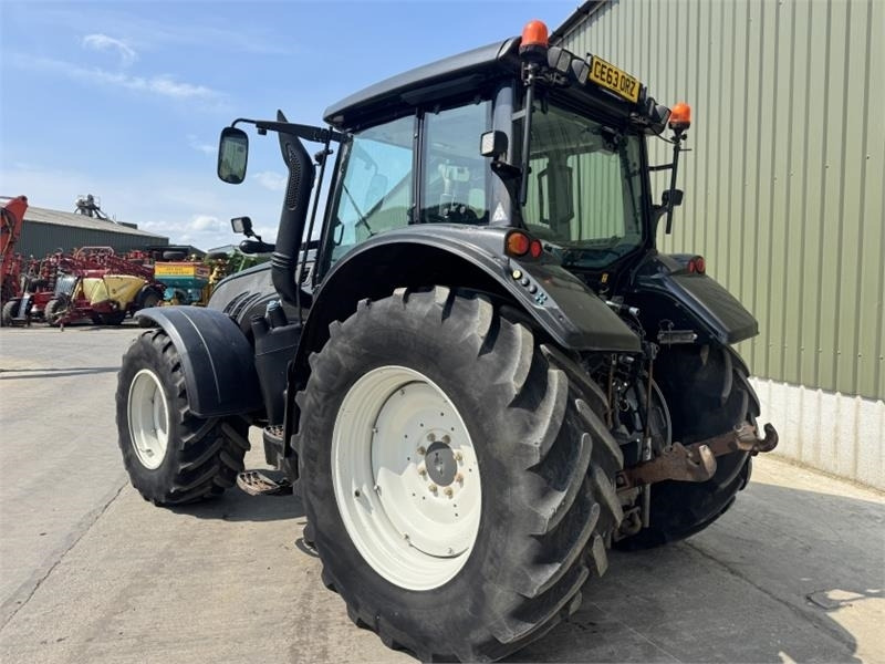 Valtra T163 Direct 50K *New Transmission* - Tracteur agricole: photos 4 Valtra T163 Direct 50K *New Transmission* - Tracteur agricole: photos 4