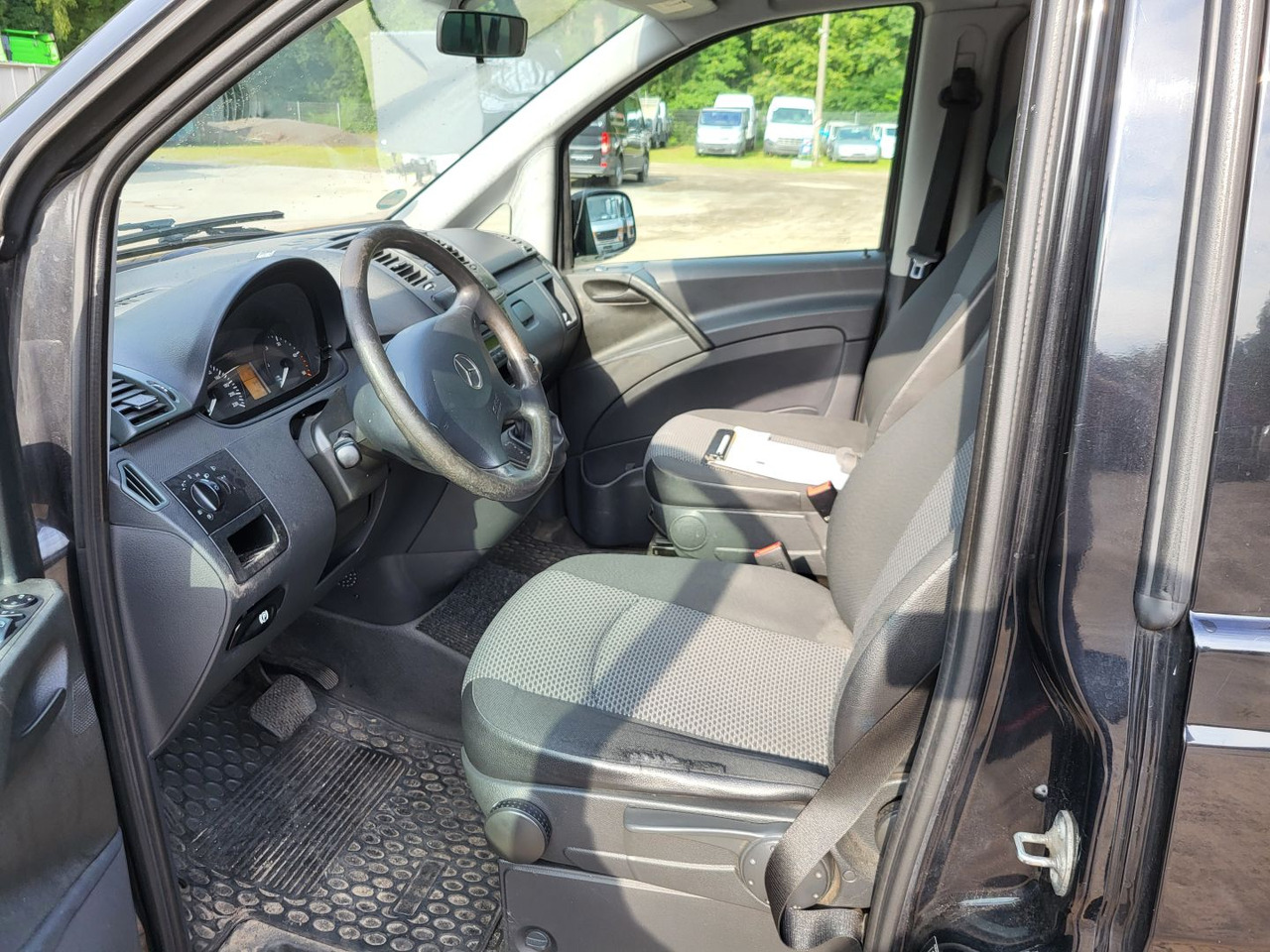 Véhicule utilitaire MERCEDES-BENZ Vito 116 CDI Mix/L: photos 9