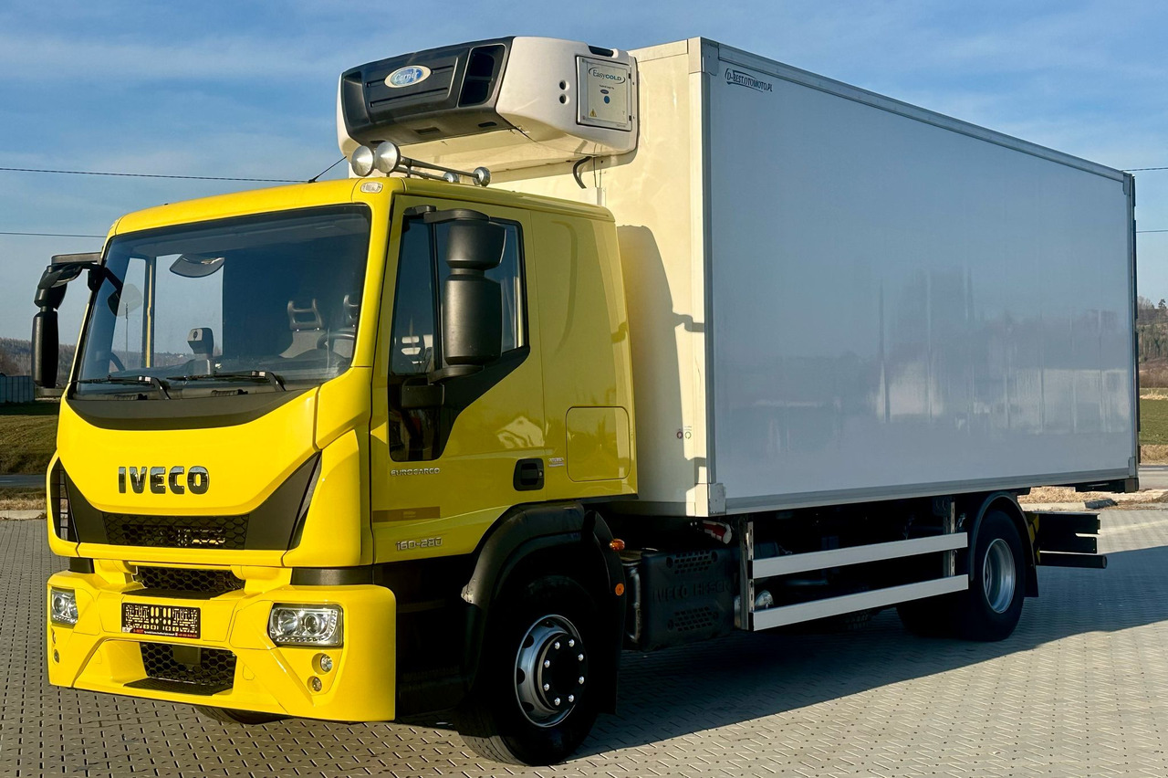 IVECO EUROCARGO 160-280 / CHŁODNIA / 6.1 M DŁUGOŚCI / 15 EUROPALET / AUTOMAT / SYPIALKA / NISKI PRZEBIEG / 16 TON DMC / CARRIER SPALINOWO - ELEKTRYCZNY / 2018 ROK - Camion frigorifique: photos 2 IVECO EUROCARGO 160-280 / CHŁODNIA / 6.1 M DŁUGOŚCI / 15 EUROPALET / AUTOMAT / SYPIALKA / NISKI PRZEBIEG / 16 TON DMC / CARRIER SPALINOWO - ELEKTRYCZNY / 2018 ROK - Camion frigorifique: photos 2