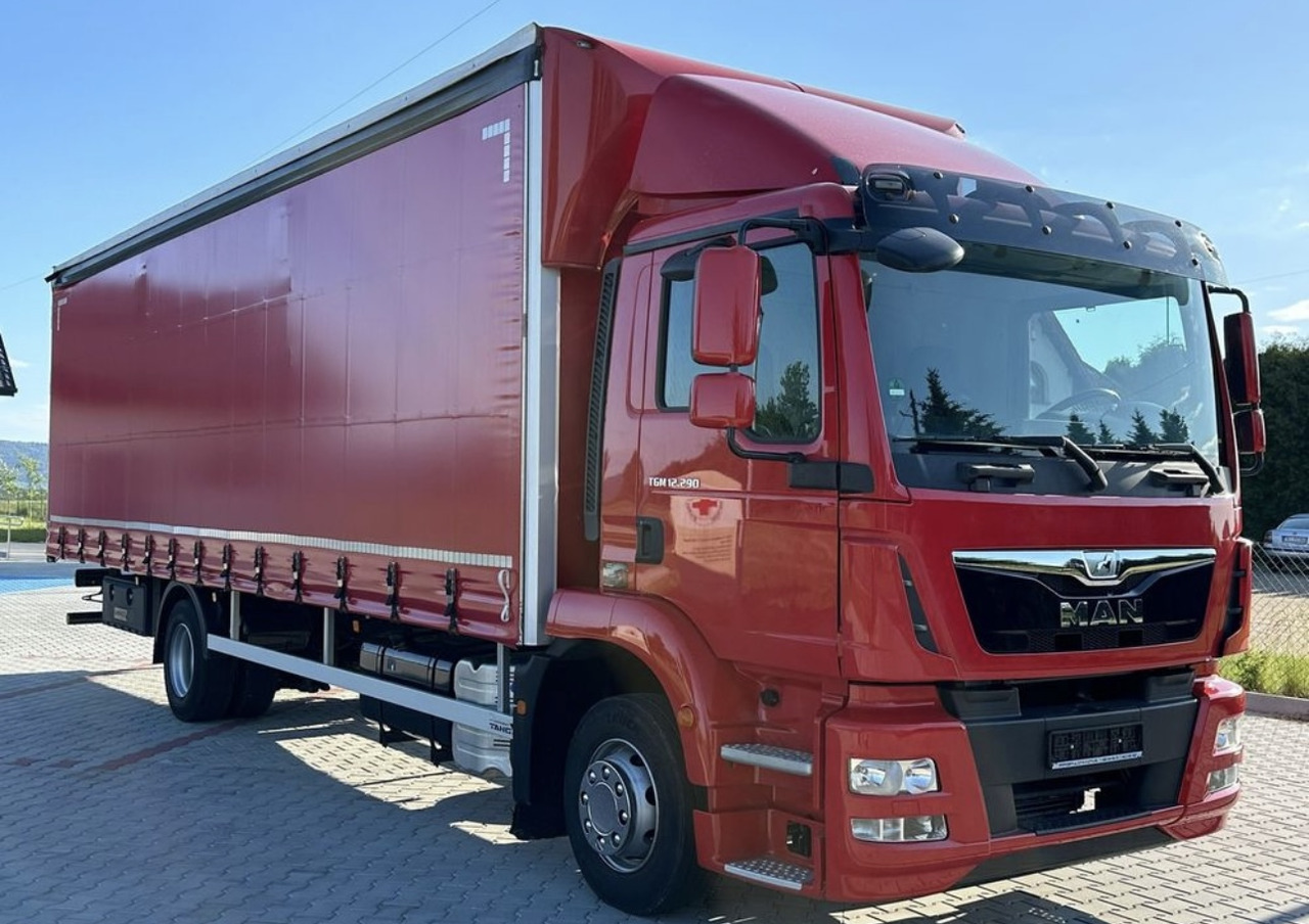 MAN TGM 15.290 / FIRANKA / 21 EUROPALET / AUTOMAT - Camion à rideaux coulissants: photos 1 MAN TGM 15.290 / FIRANKA / 21 EUROPALET / AUTOMAT - Camion à rideaux coulissants: photos 1
