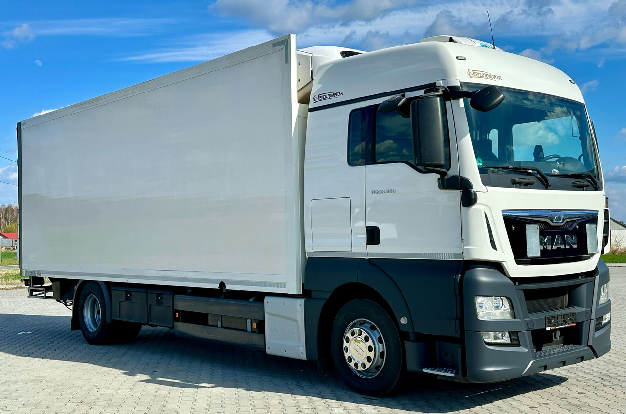 MAN TGX 18.360 / CHŁODNIA / WINDA / AUTOMAT / 19 EUROPALET / THERMO KING / SYPIALKA / SPROWADZONY - Camion frigorifique: photos 1 MAN TGX 18.360 / CHŁODNIA / WINDA / AUTOMAT / 19 EUROPALET / THERMO KING / SYPIALKA / SPROWADZONY - Camion frigorifique: photos 1