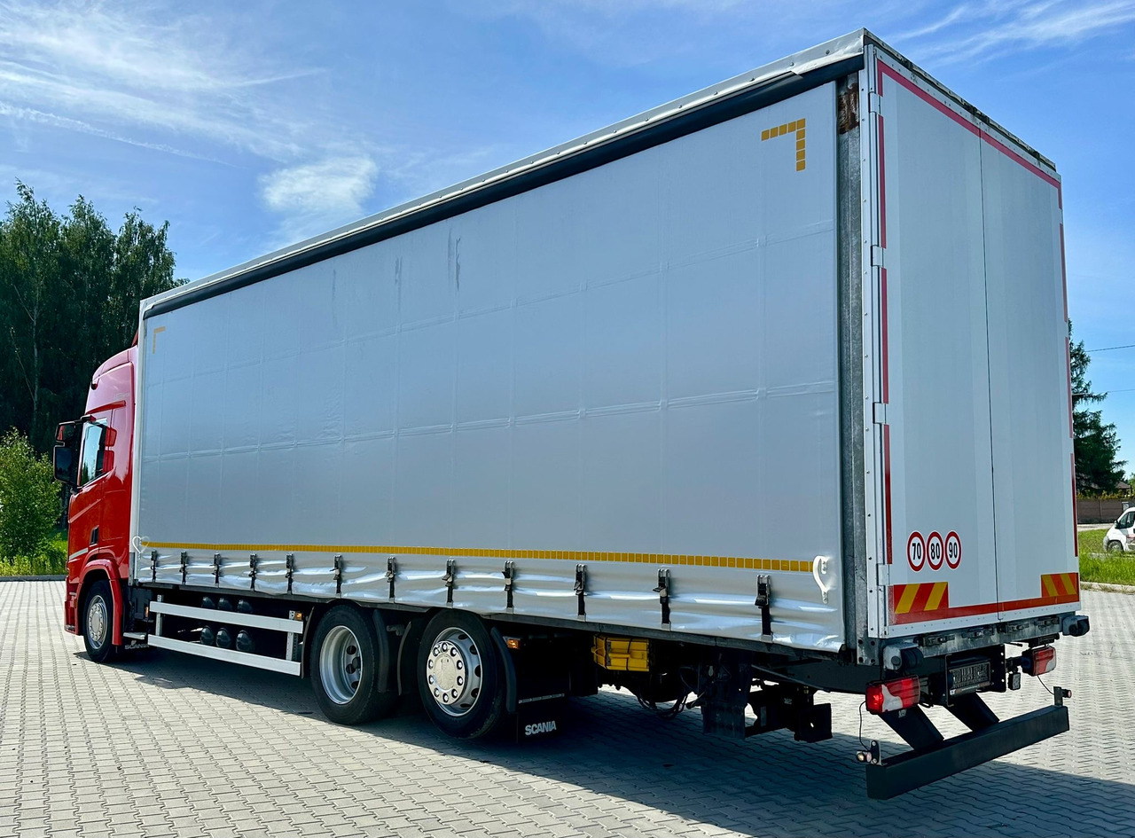 SCANIA R410 / FIRANKA / 21 EUROPALET / 8.5 M DŁUGOŚCI / 6x2 / PODWIESZA - Camion à rideaux coulissants: photos 3 SCANIA R410 / FIRANKA / 21 EUROPALET / 8.5 M DŁUGOŚCI / 6x2 / PODWIESZA - Camion à rideaux coulissants: photos 3