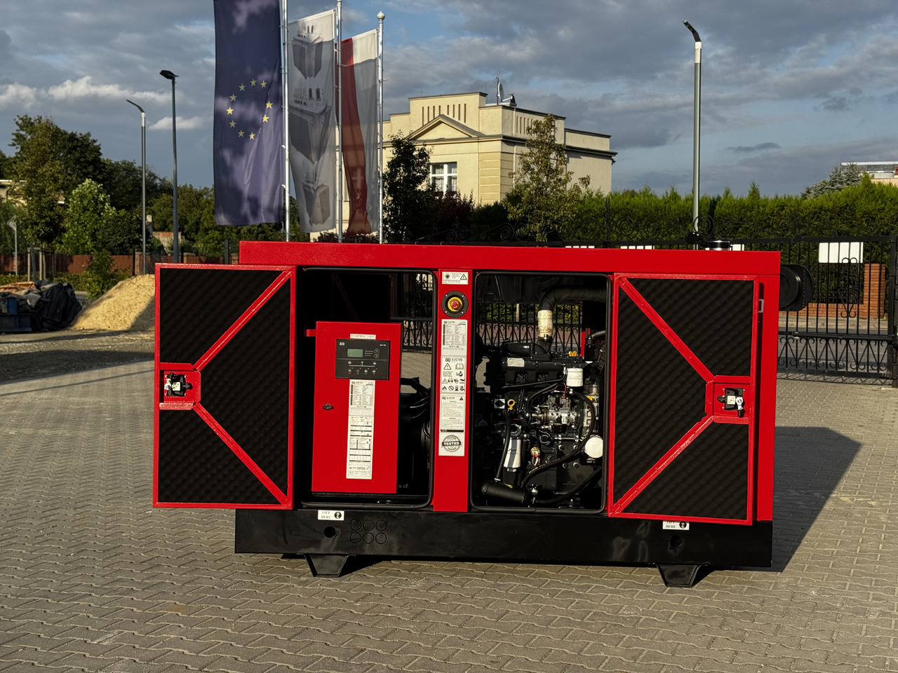 IVECO 45 kVA / 36 kW - Groupe électrogène: photos 5 IVECO 45 kVA / 36 kW - Groupe électrogène: photos 5