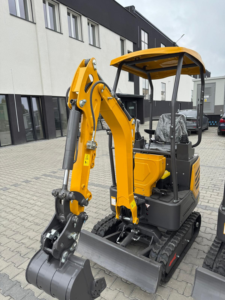 KUBOTA Diesel Mini excavator 1.2 Tons - Müller Machinery MB 12 - SH - Mini pelle: photos 1 KUBOTA Diesel Mini excavator 1.2 Tons - Müller Machinery MB 12 - SH - Mini pelle: photos 1