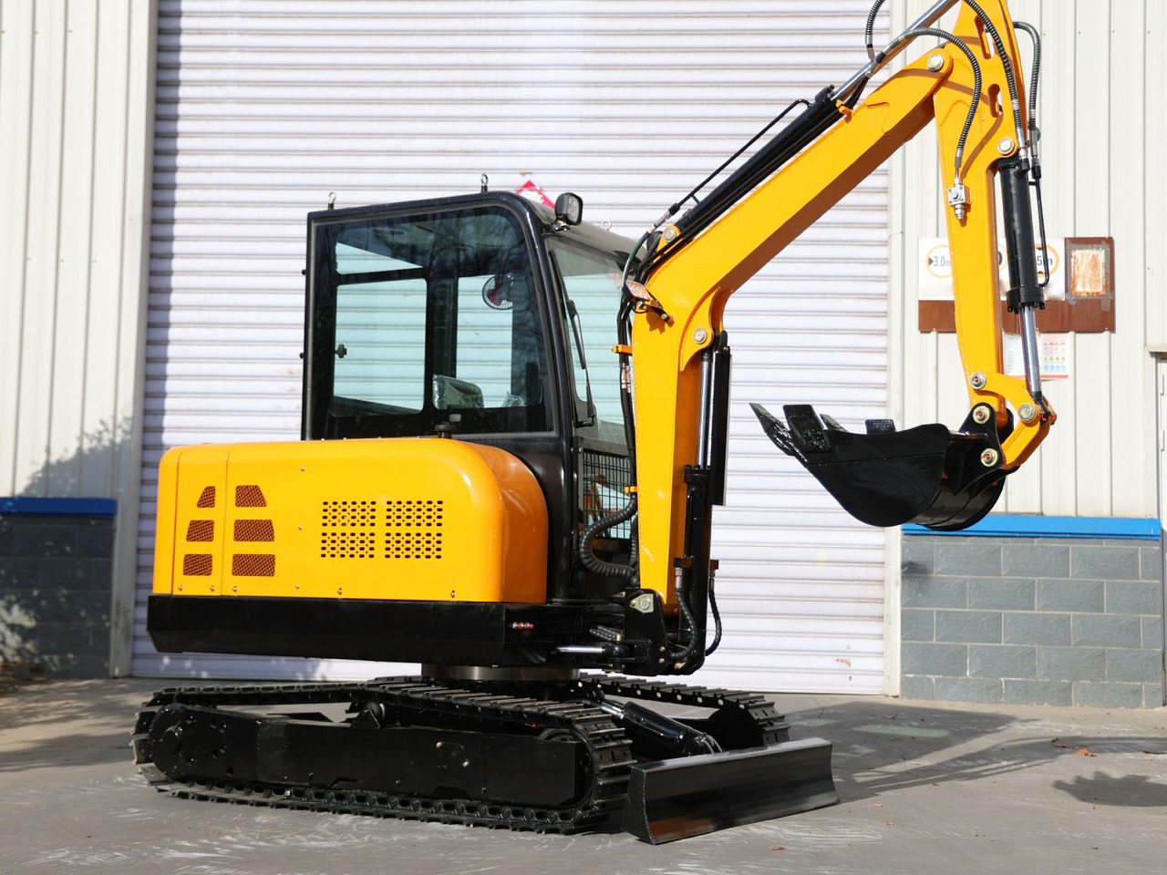 KUBOTA Diesel Mini excavator 3.5 Ton - Müller Machinery MB 35 - VKSH - Mini pelle: photos 3 KUBOTA Diesel Mini excavator 3.5 Ton - Müller Machinery MB 35 - VKSH - Mini pelle: photos 3