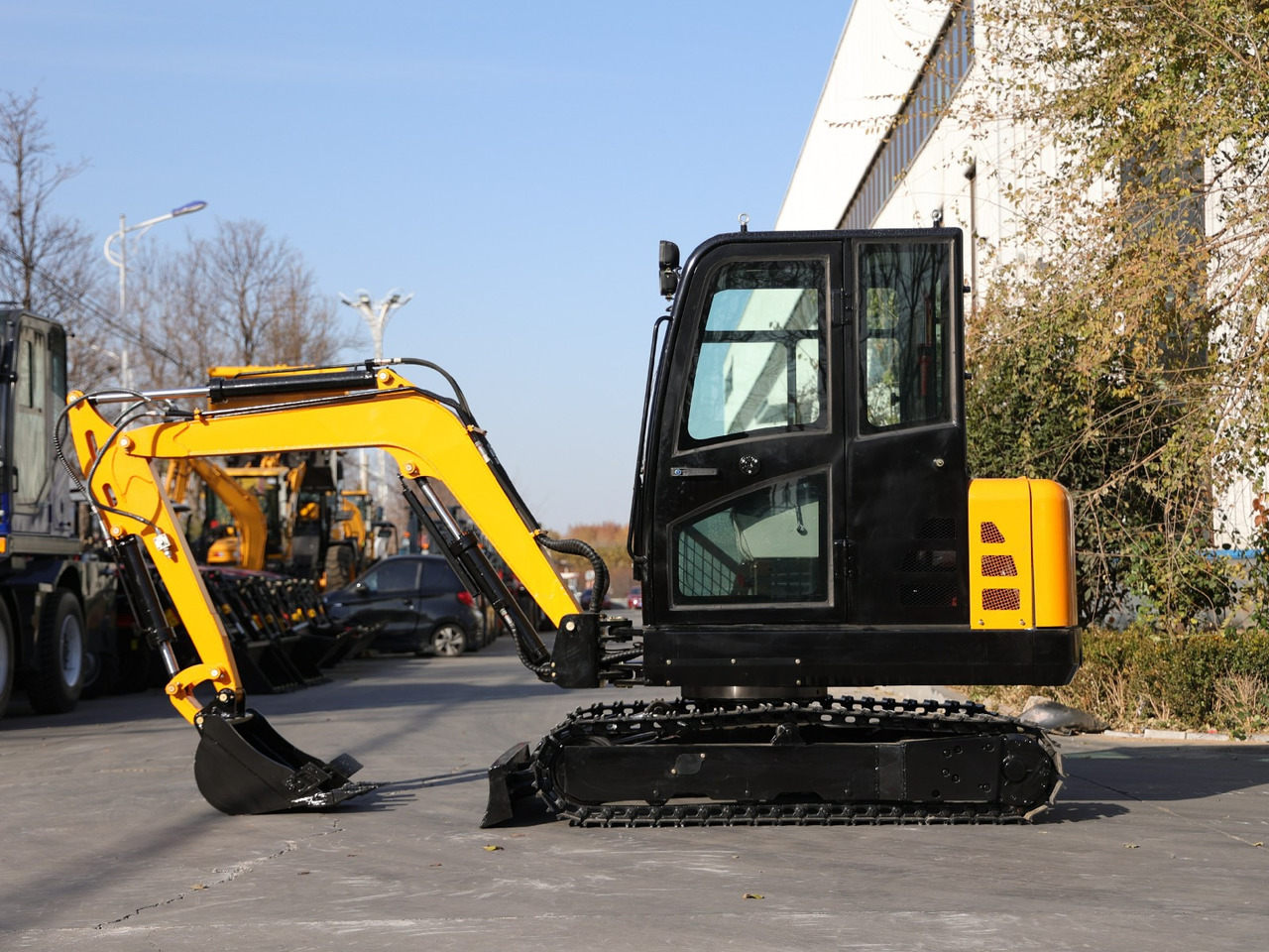 KUBOTA Diesel Mini excavator 3.5 Ton - Müller Machinery MB 35 - VKSH - Mini pelle: photos 2 KUBOTA Diesel Mini excavator 3.5 Ton - Müller Machinery MB 35 - VKSH - Mini pelle: photos 2
