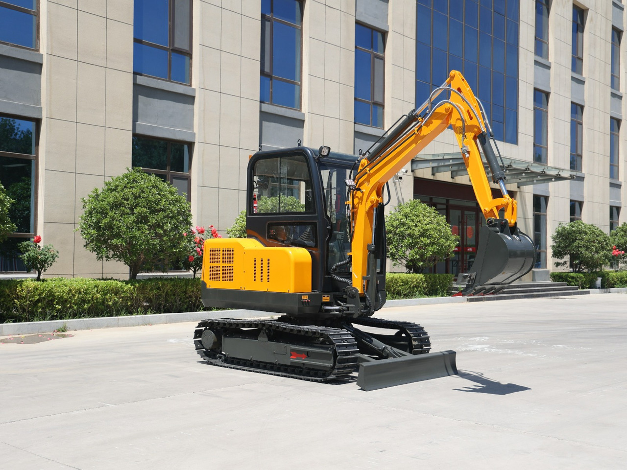 KUBOTA Diesel Mini excavator 4 ton - Müller Machinery MB 40 - VKSH - Mini pelle: photos 3 KUBOTA Diesel Mini excavator 4 ton - Müller Machinery MB 40 - VKSH - Mini pelle: photos 3
