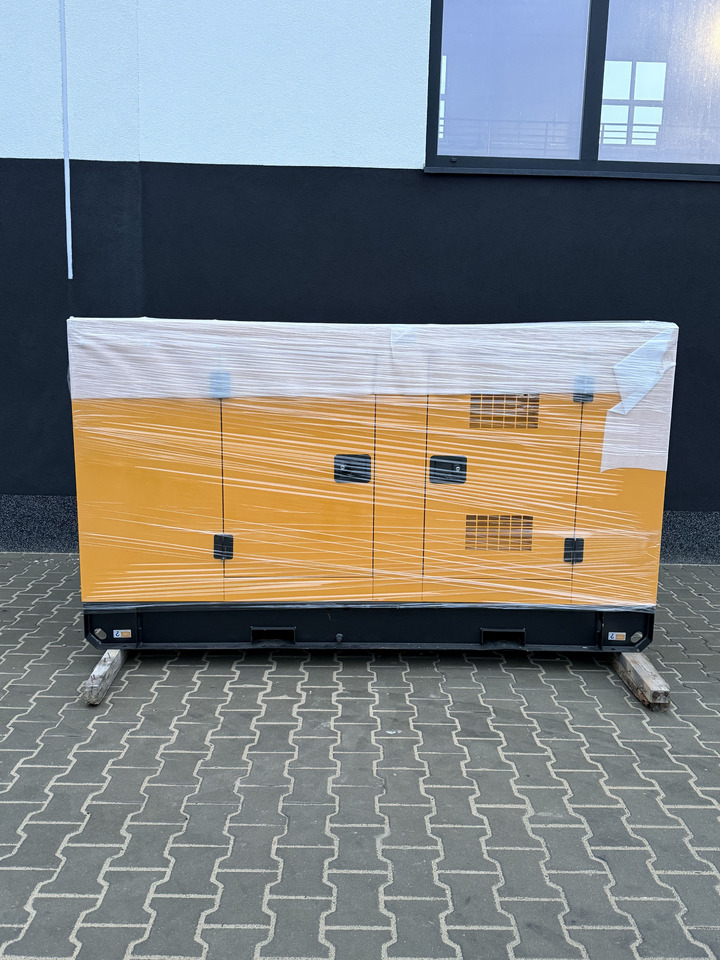 PERKINS 20 kVA / 16 kW - Groupe électrogène: photos 1 PERKINS 20 kVA / 16 kW - Groupe électrogène: photos 1