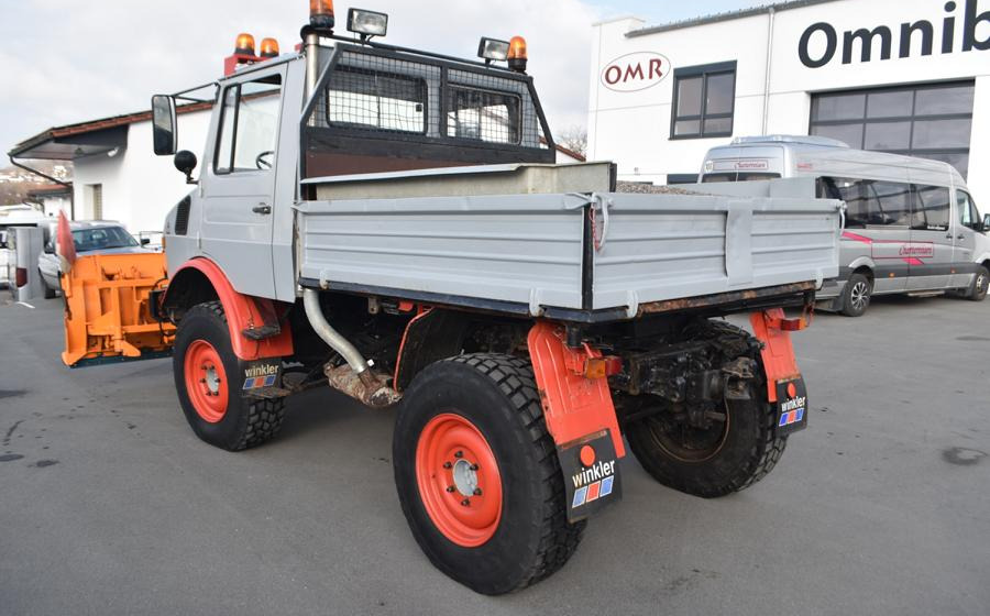 Mercedes-Benz Unimog 424 - Camion benne: photos 3 Mercedes-Benz Unimog 424 - Camion benne: photos 3