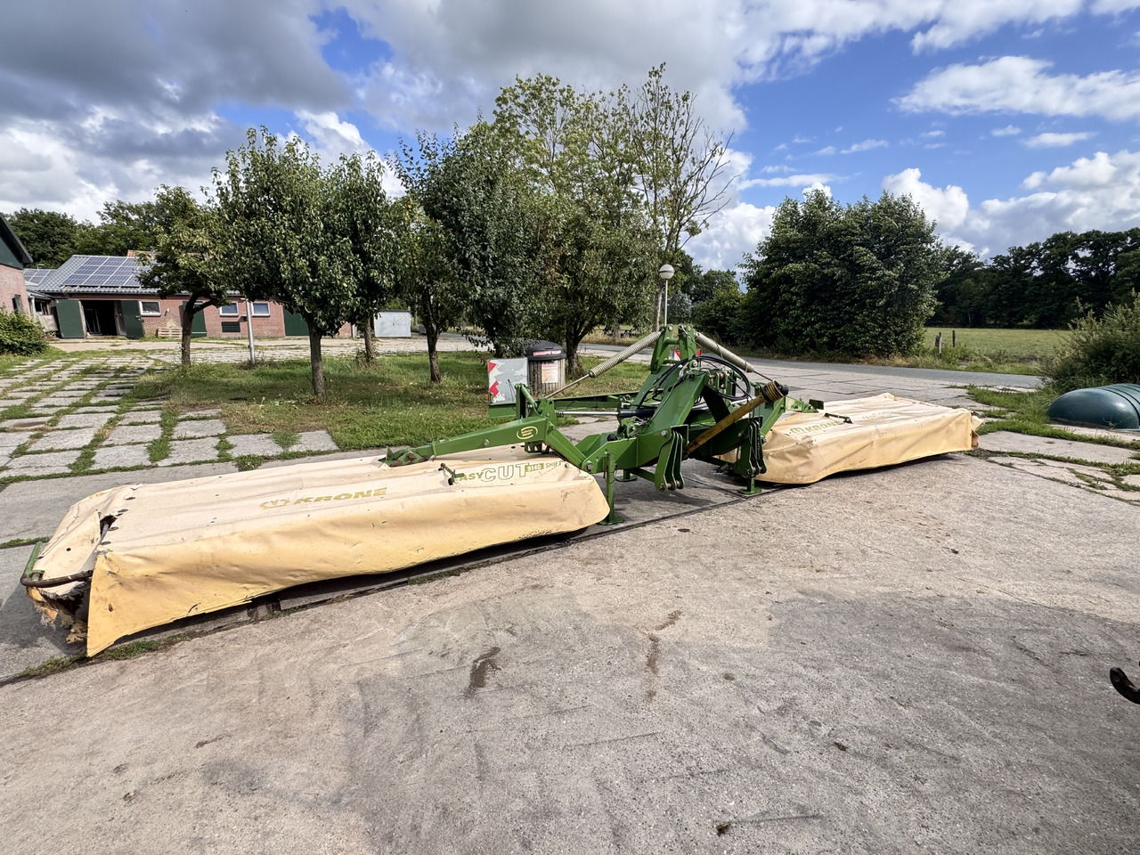 KRONE Easycut 9140 Shift - Faucheuse: photos 2 KRONE Easycut 9140 Shift - Faucheuse: photos 2