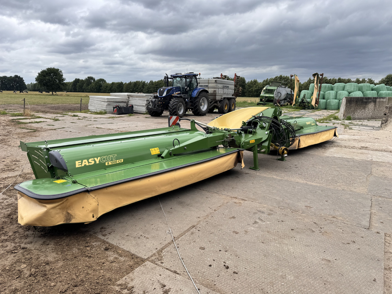 KRONE Easycut B1000 CV + F360 CV - Faucheuse: photos 1 KRONE Easycut B1000 CV + F360 CV - Faucheuse: photos 1