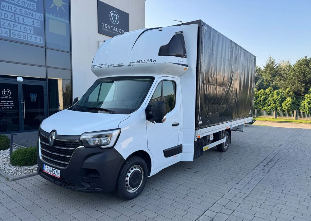 Renault Master - Véhicule utilitaire plateau baché: photos 3 Renault Master - Véhicule utilitaire plateau baché: photos 3